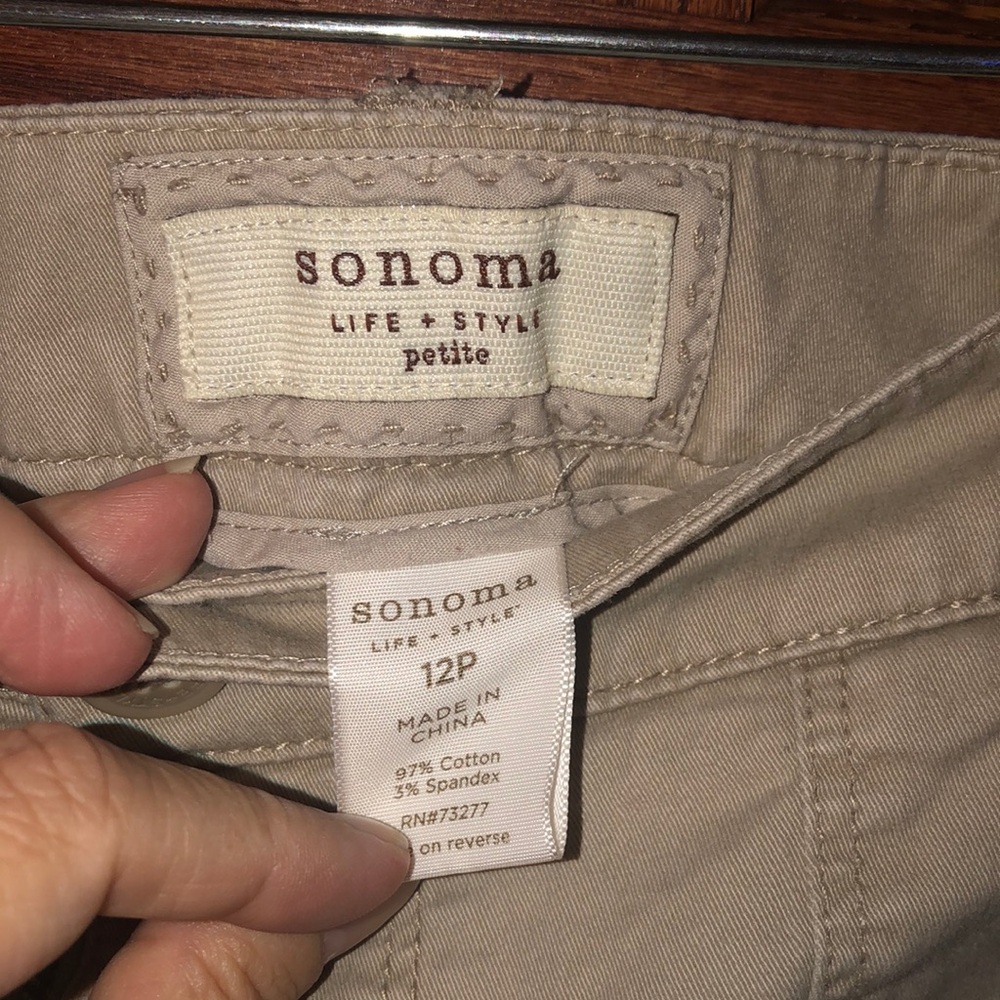 Sonoma Beige Capris - Picture 2 of 6